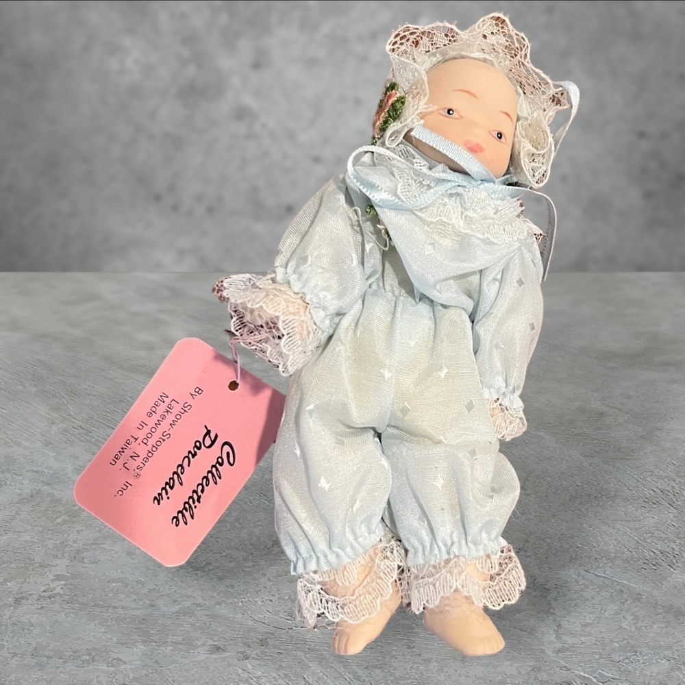 Show-Stoppers Vintage Porcelain Hand Painted Baby Doll NWT 6”